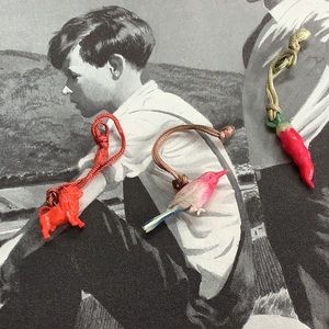 VINTAGE 1940’s CRACKER JACK CELLULOID PRIZES,SET 3. 1 Ram 1 Chili Pepper 1 Bird